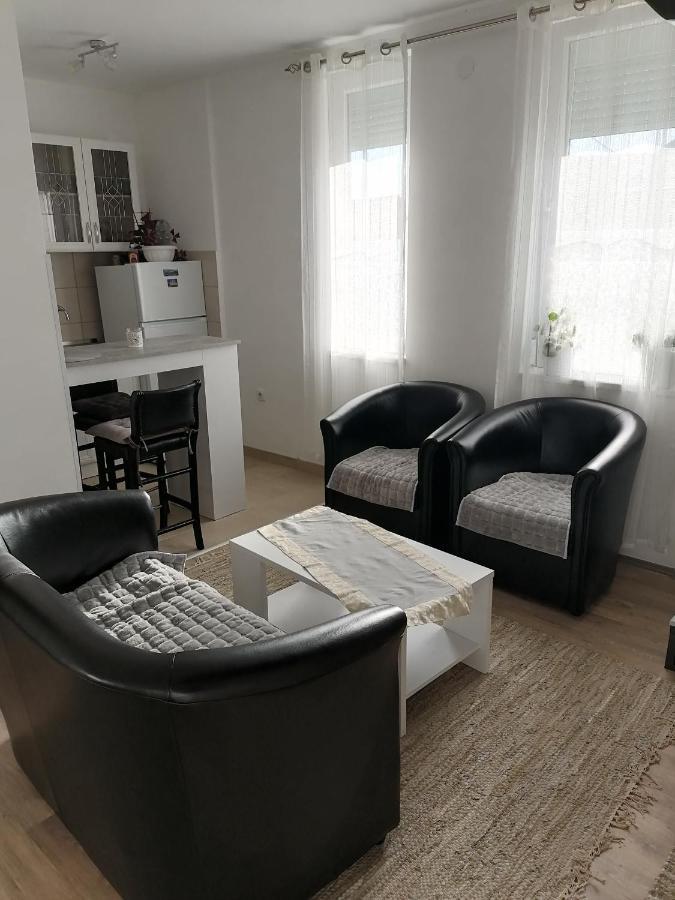Dreams Apartments Ni Eksteriør bilde